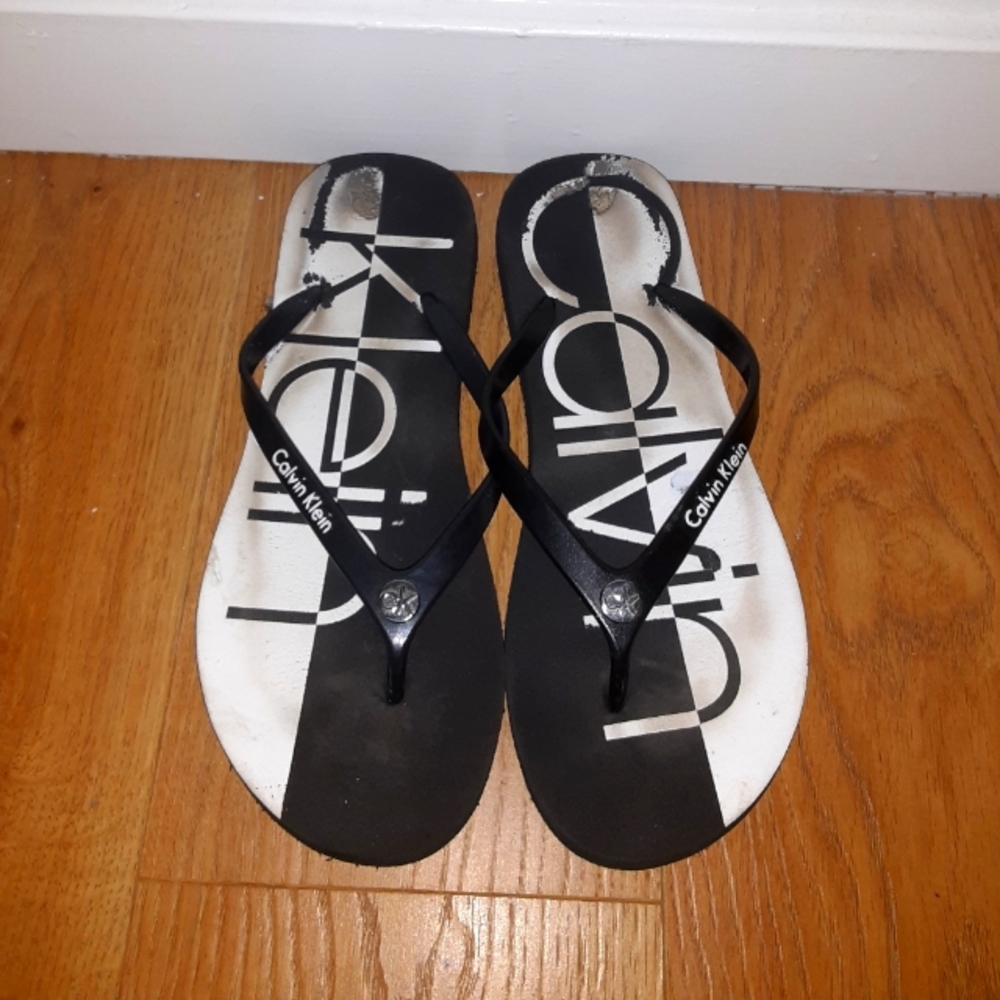 Calvin Klein Flip Flops